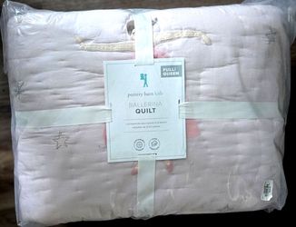 📢📢 NEW GIRLS QUILT AND SHEETS.  POTTERY BARN SET