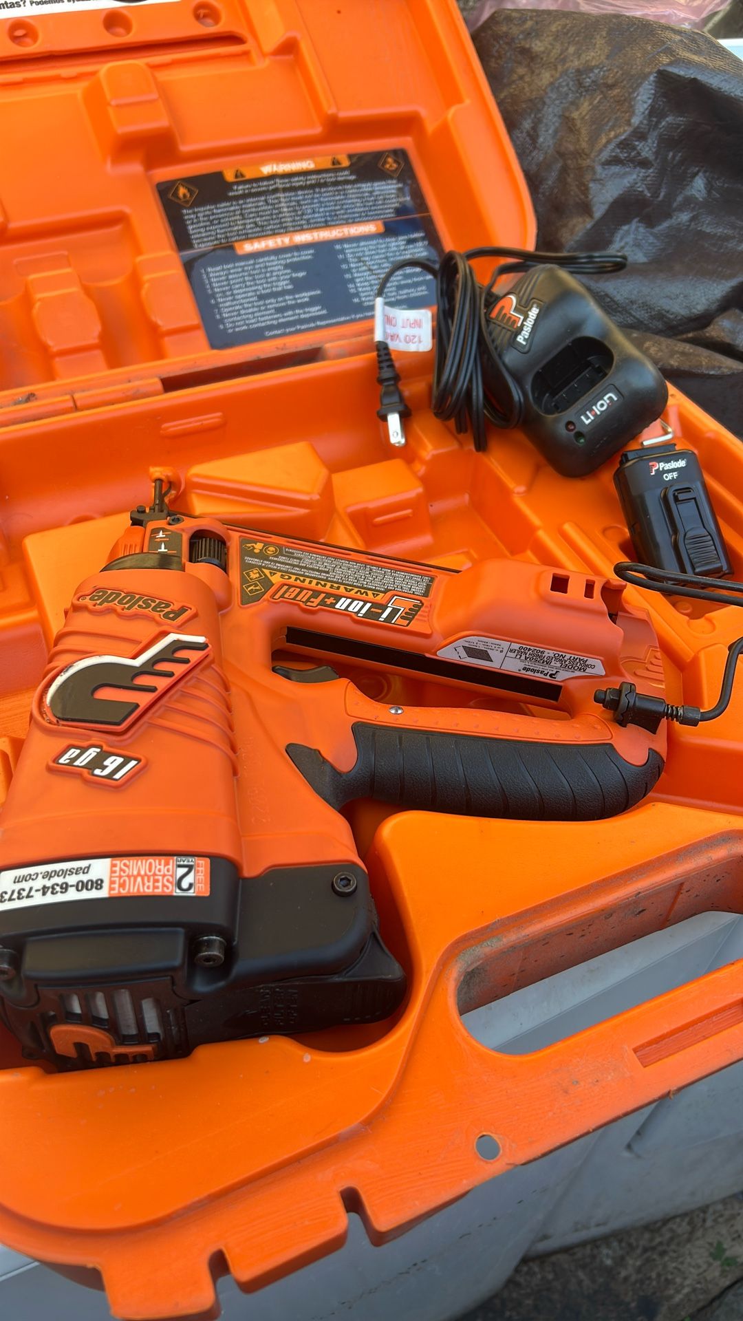 Paslode Finish Nailer 16 Ga