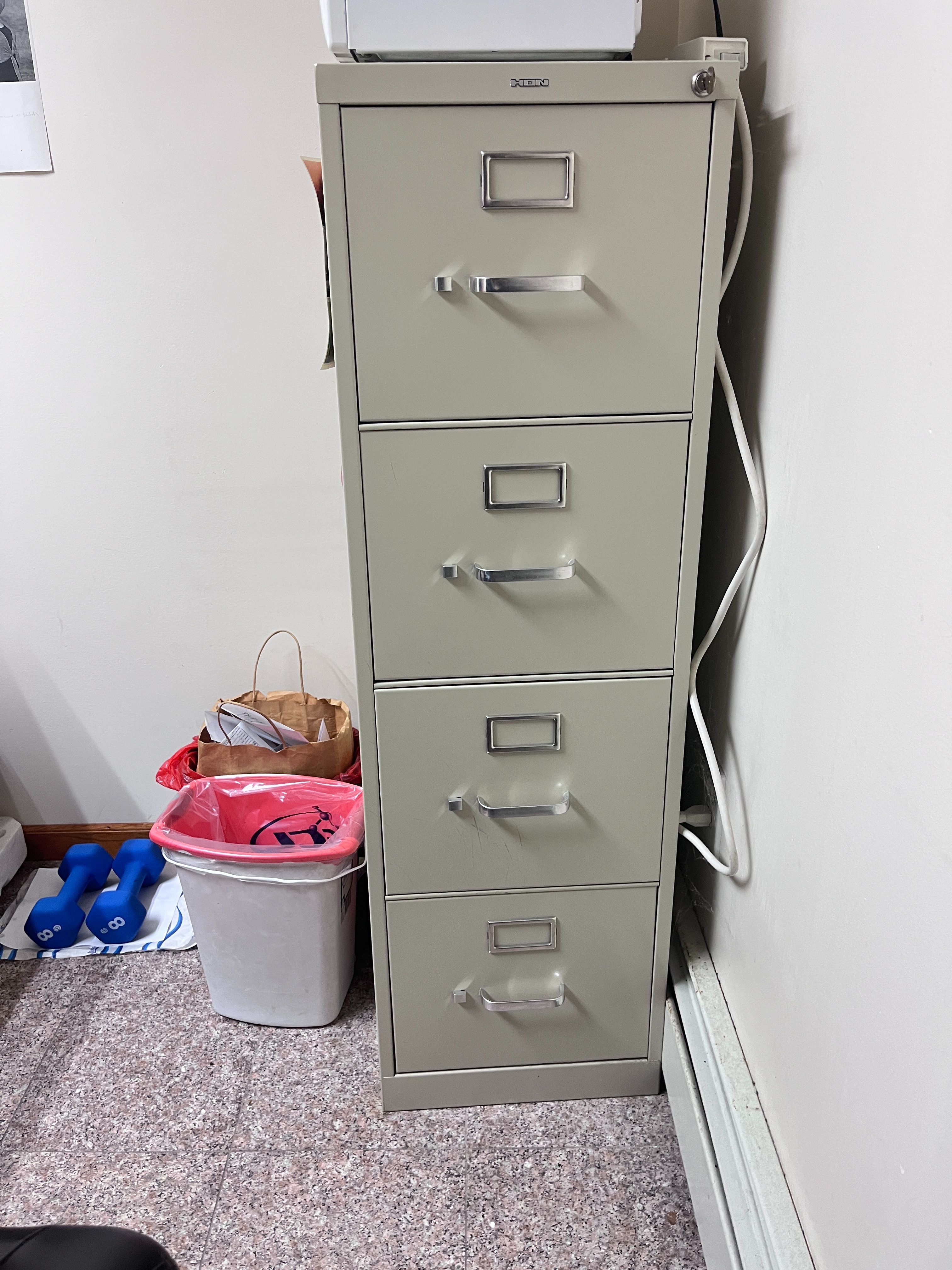 Lockable Metal File Cabinet with 4 Drawers