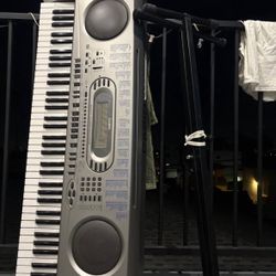 Casio WK1630 Portable Keyboard 