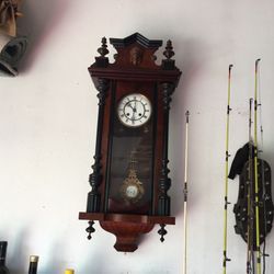 Old Clock 