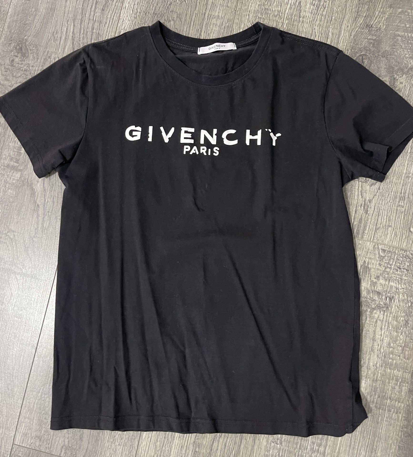 Givenchy T-shirt