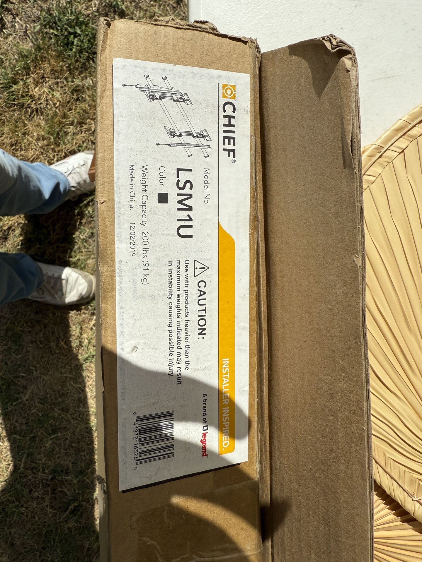 Tv Mount Holds Up To 200 Lbs