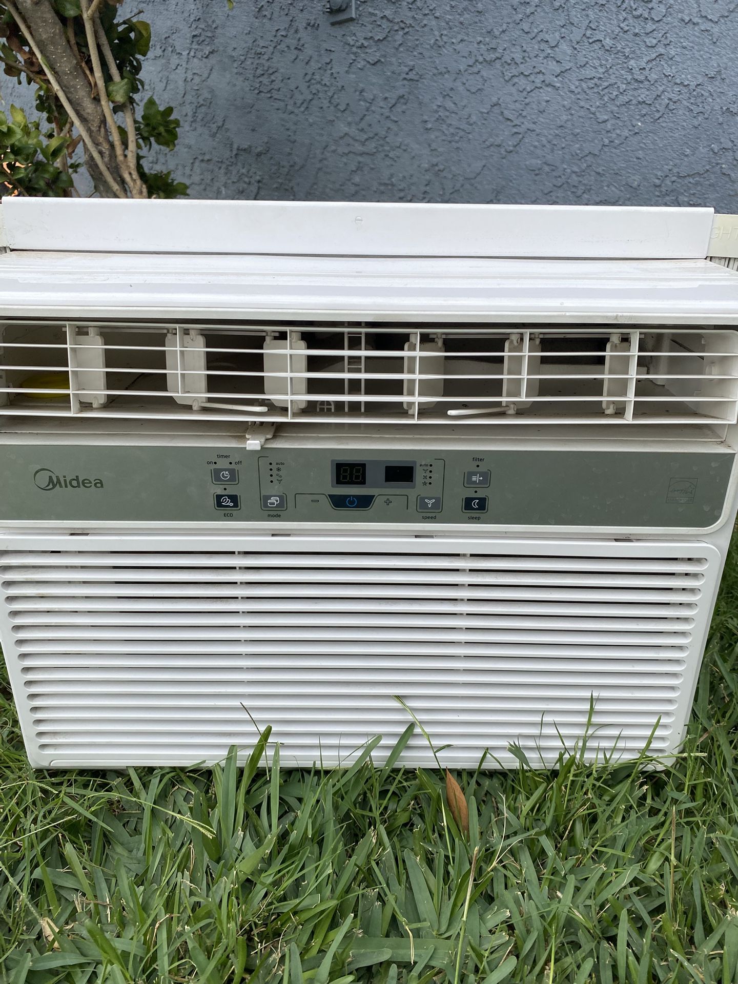Wall AC Unit