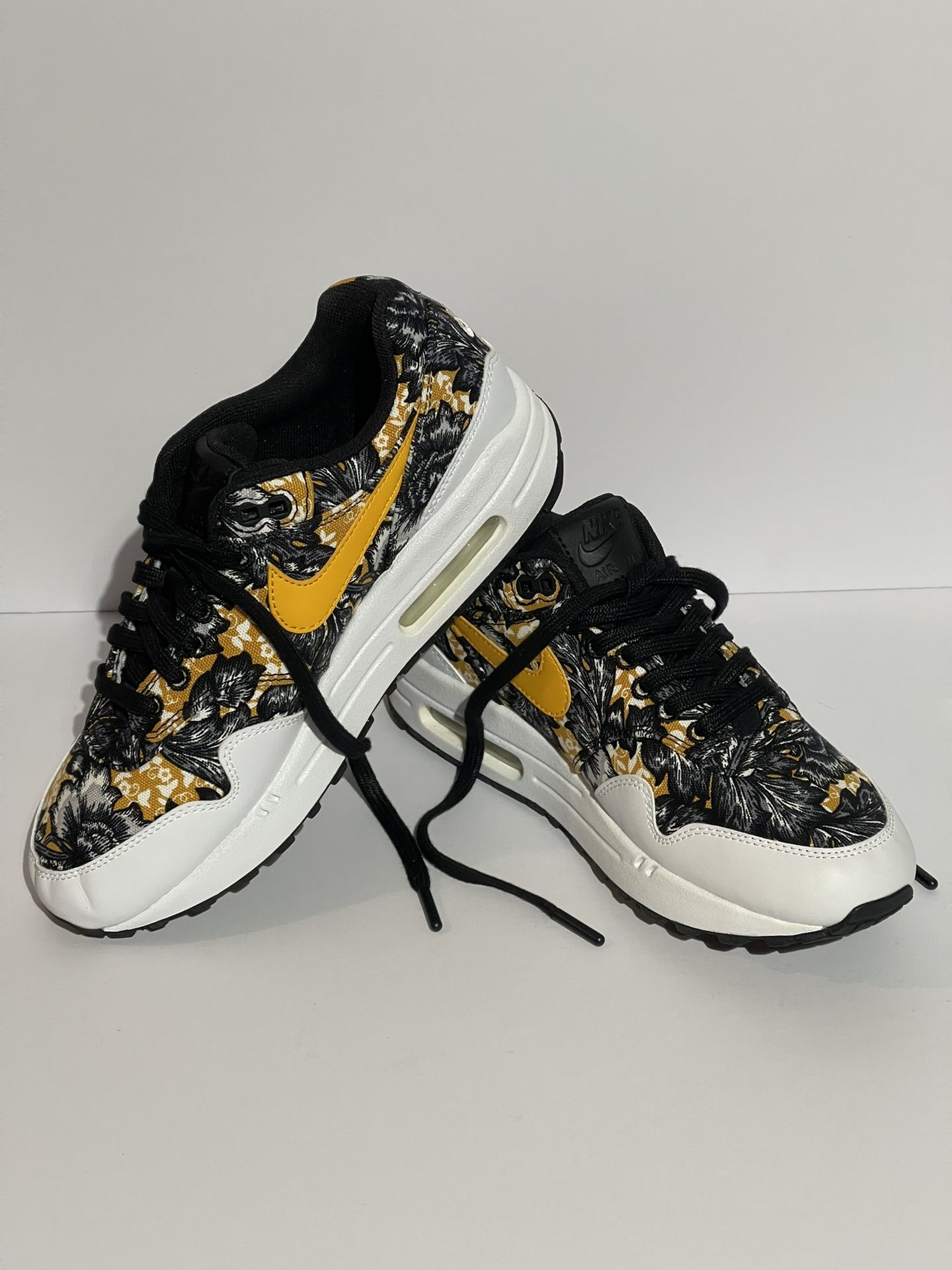 NEW Nike Air Max 1 Tropical Floral Size US 7.5 EUR 38.5