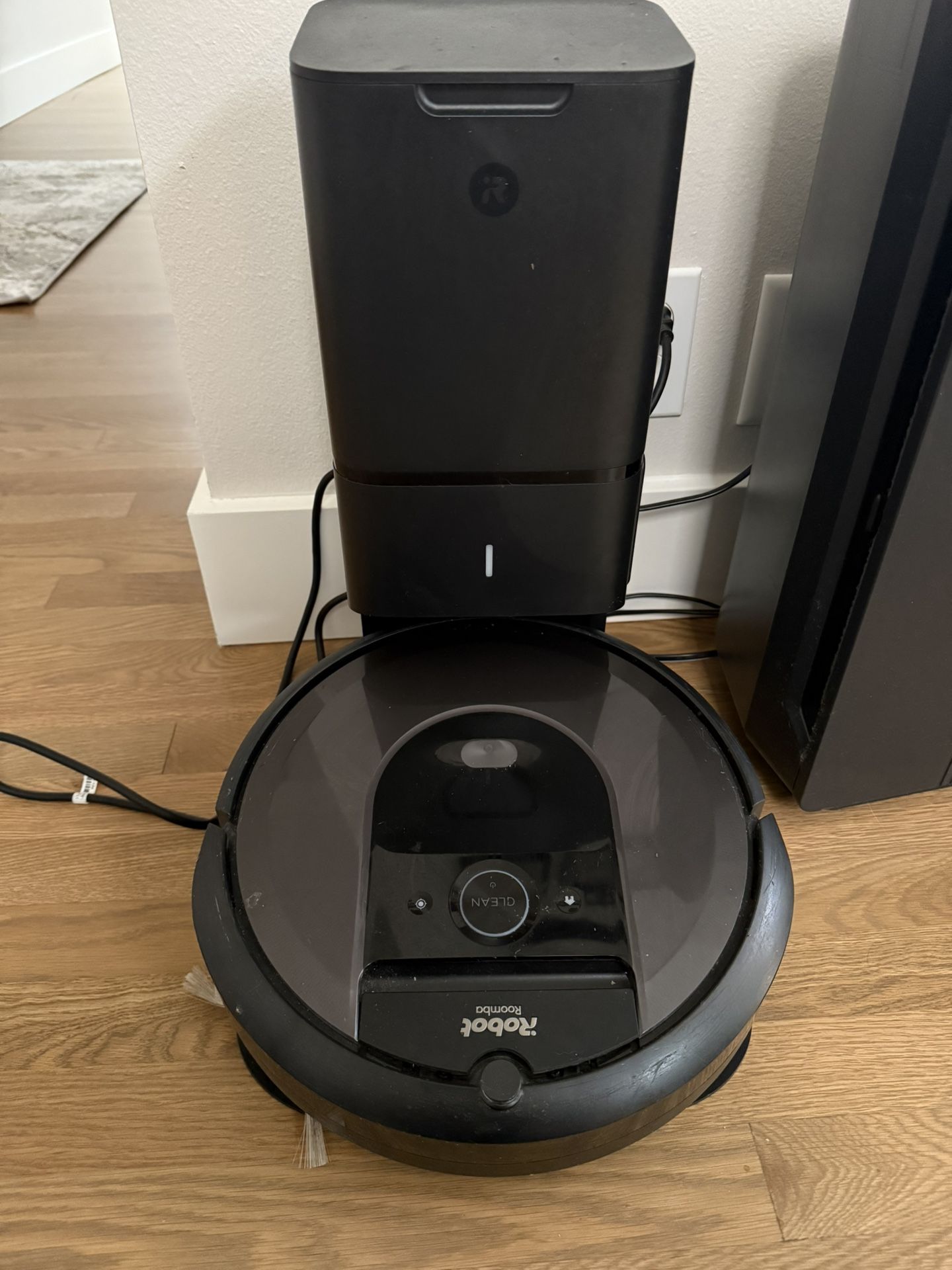 Irobot Roomba i7+ for sale