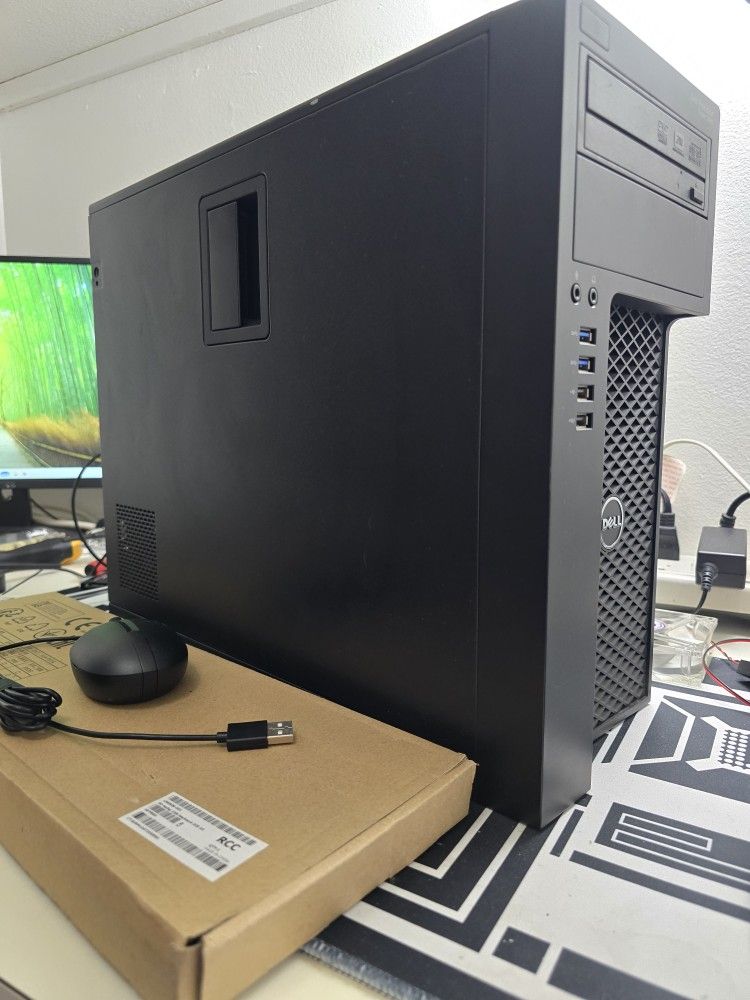 Basic pc desktop computer intel i3-6100, 8 gb ram, ssd, keyboard and mouse