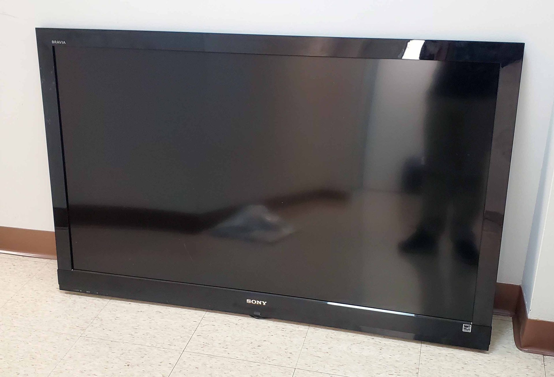 Sony Bravia KDL-52EX701 52-inch 1080p 120Hz LED LCD TV