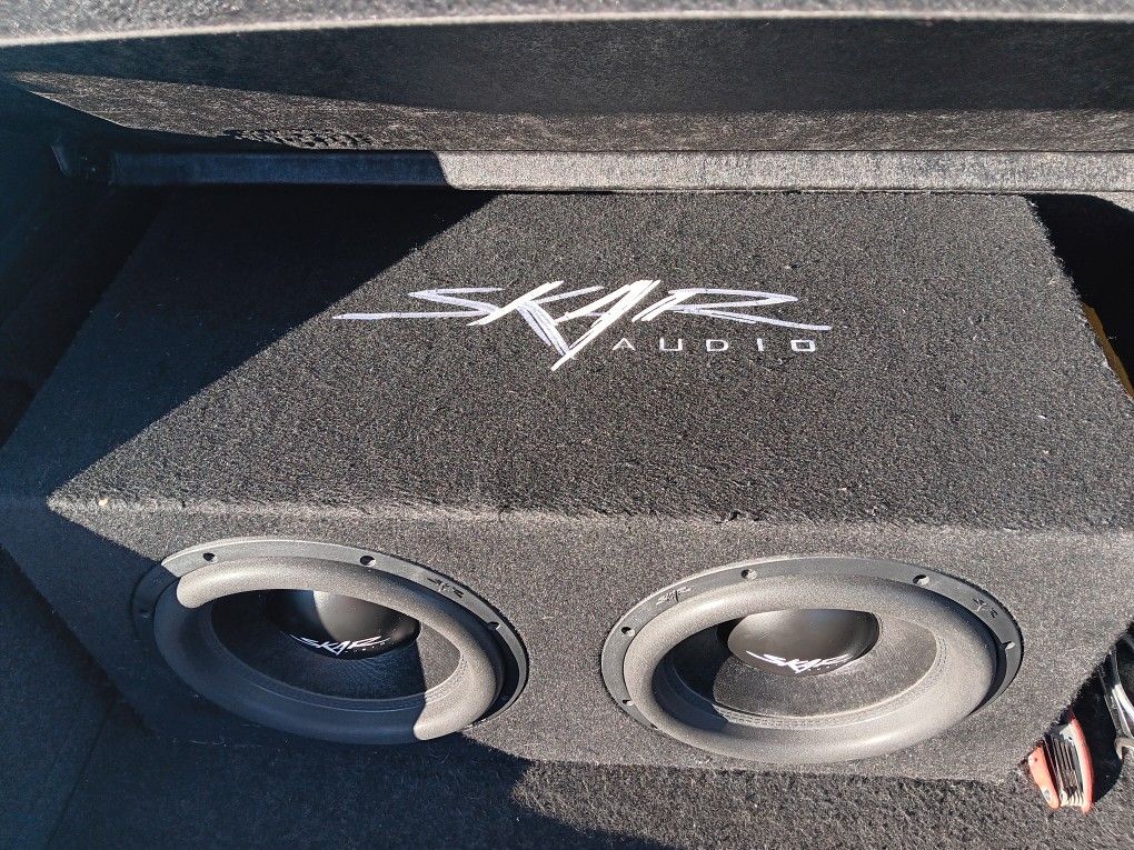 Skar Audio Svr 12S 3200w + Skar Audio Rp-2000.1 + box + 2 Frad Capacitor 