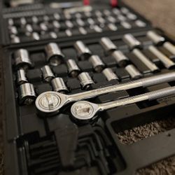 New Hyper Tough Tool Set 