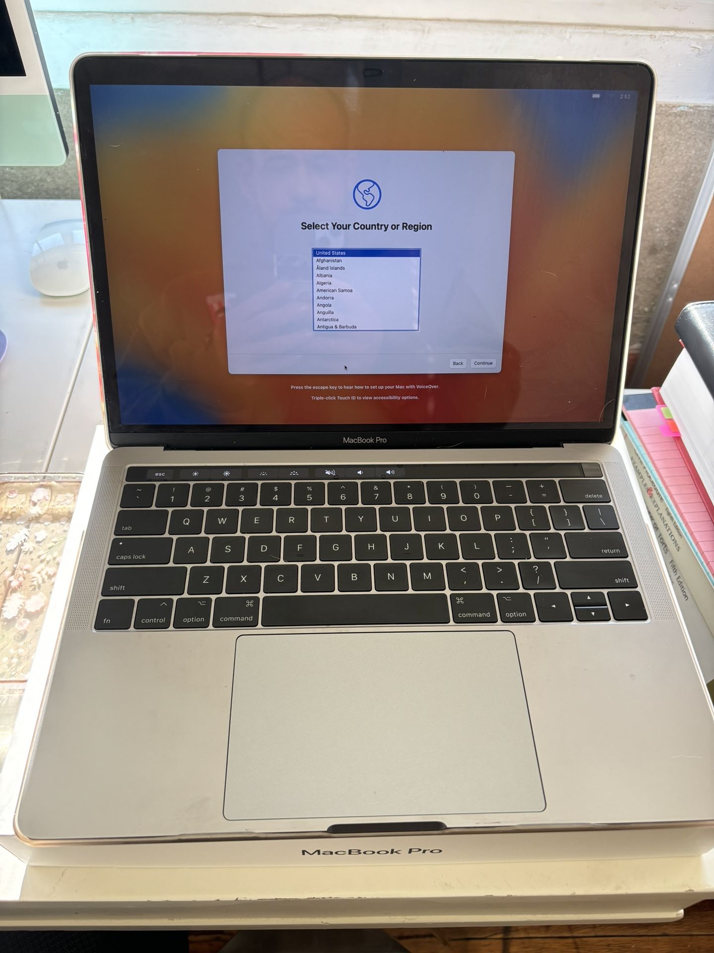 MacBook Pro A1706