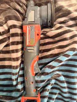 Milwaukee M18 FUEL 18V Lithium-Ion Brushless Cordless 7 in. Variable Speed Polisher no battery still like new