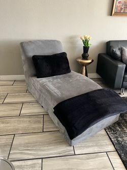 Lounge chair
