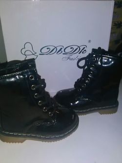 Kids black boots