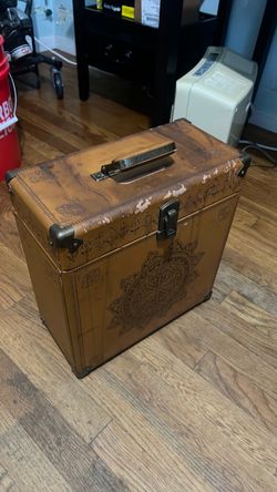 Vintage Style Vinyl Record Storage Case