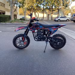 Kids Dirt Bike, 40CC 4-Stroke Dirt Bike For Kids, Gas Powered Off-Road Mini Bike with Front & Rear Disc Brake, Up to 20 Mph, Weight Support Up to 132 