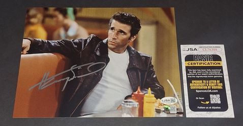 🔥 Henry Winkler autographed 8x10 JSA COA 🔥