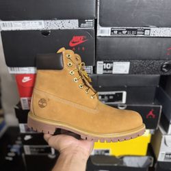DS Timberland Premium 6-Inch Wheat Nubuck Men's Waterproof Boot size 10.5