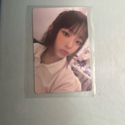 Hanni New jeans Photocard