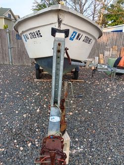 16 Foot Fiber Glass Boat 15 HP Motor