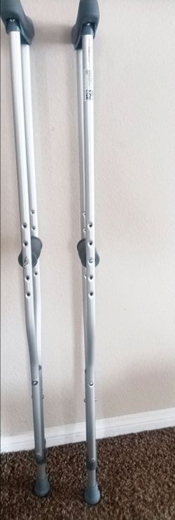Brand New Never Used Adjustable Aluminum Underarm Crutches Pair