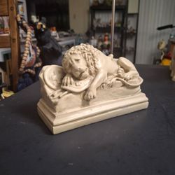 Lion Of Lucerne Plaster Cast Bookend Decorative Figurine, 6.5"L X 4.75"H X 2 7/8"D Weighs 2.5 LBS
