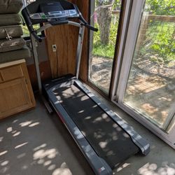 Treadmill 