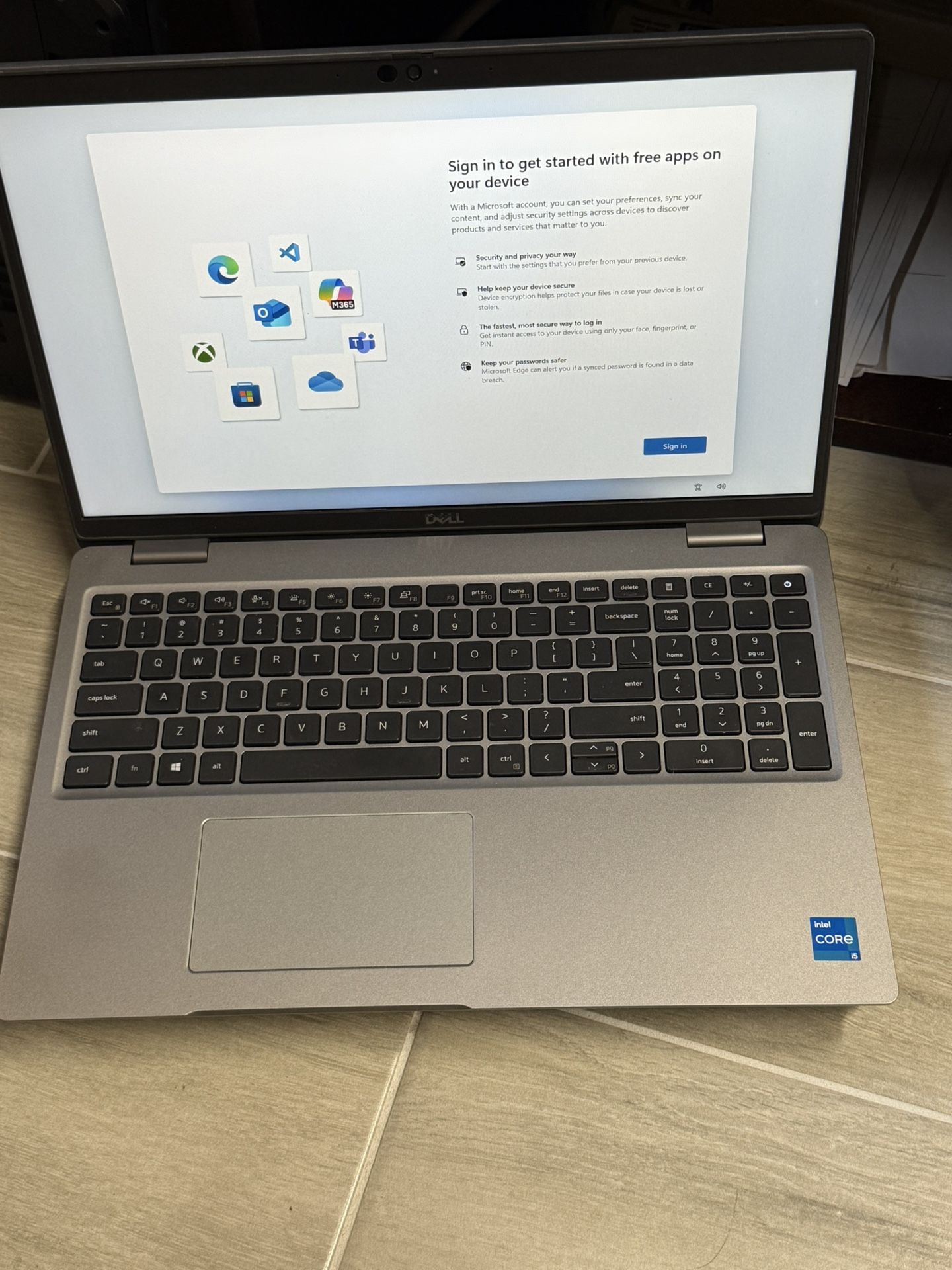 Dell Latitude 5520 Laptop Computer