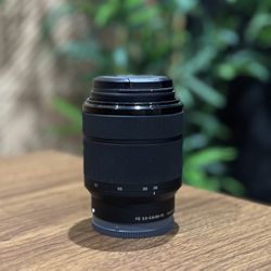 Sony Lense 28-70mm F3.5-5.6 FE