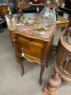 Antique Chamber Pot Nightstand