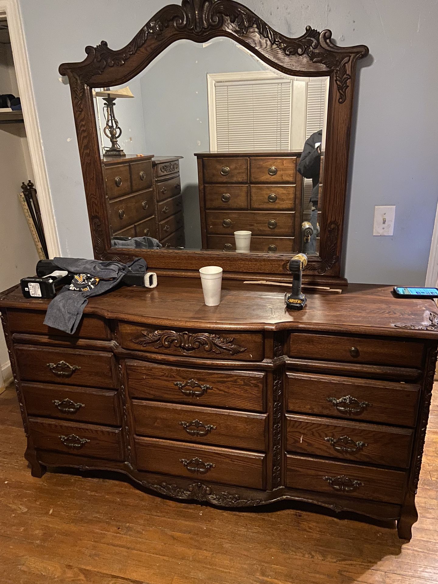 12 drawer, dresser with mirror