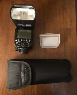 YONGNUO 600 EX-RT II SPEEDLIGHT