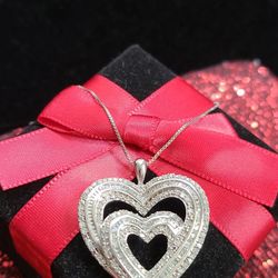 2 carat diamond pendant