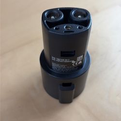 GM J1772 To NACS AC Adapter -OEM 1067438-00-C