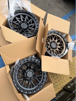 🚨🚨New rims 17x9 6 lugs for any Toyota Tacoma 4 runner used tires 265/70r17 bfgoodrich allterain
