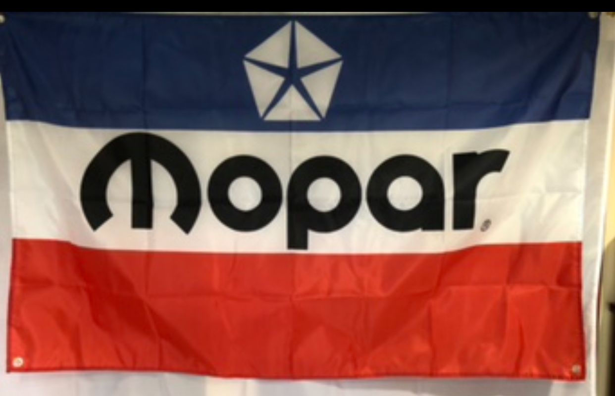 Mopar Wall Flag (3’x5’)