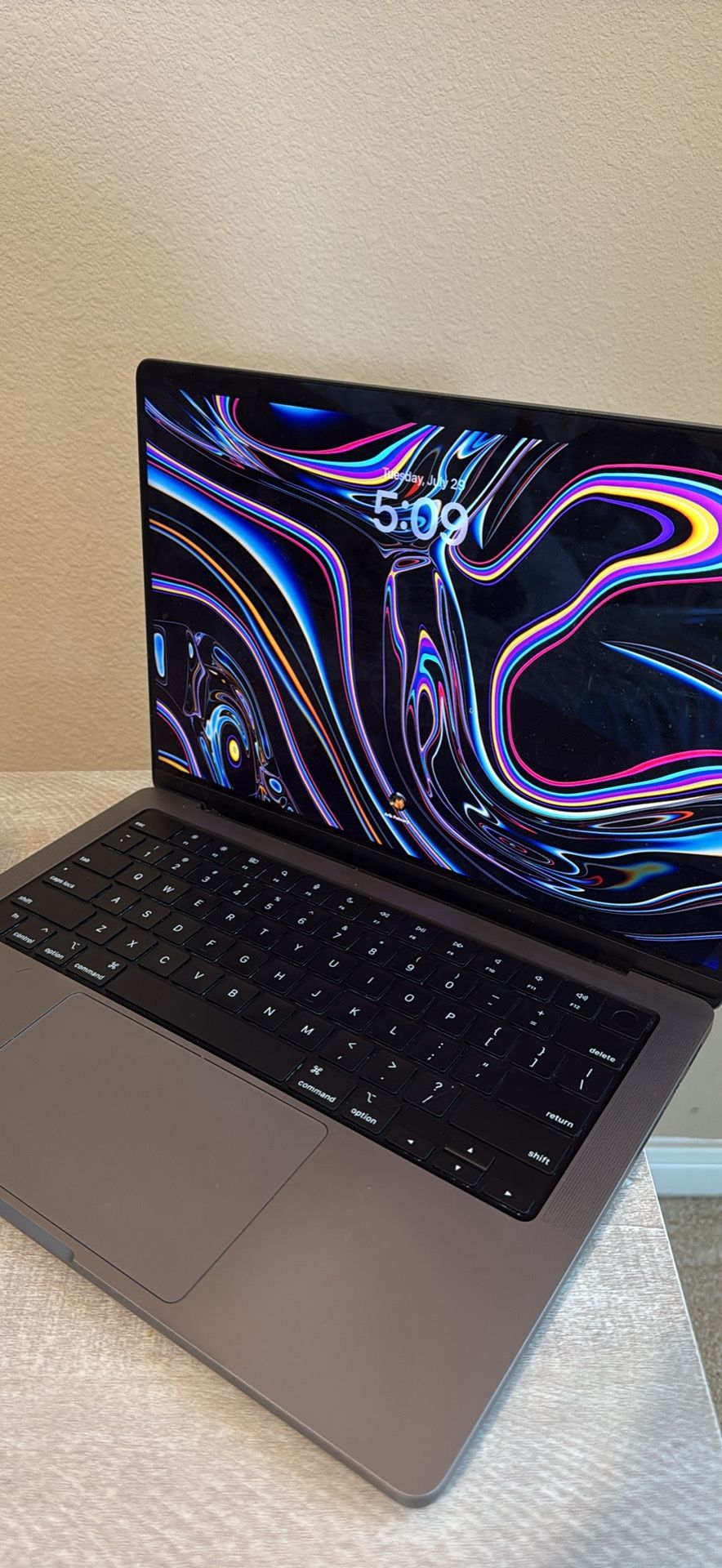 14 inch Macbook Pro M1 Pro, 1 TB, 16 RAM, for Sale in Pearland, TX ...