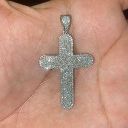 14k White Gold Diamond Cross Pendant 