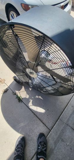 PTI 36" Commercial Fan