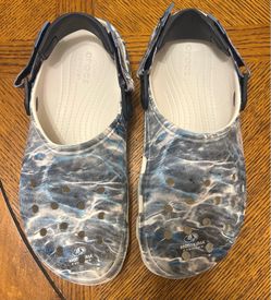 Crocs Classic All-Terrain Mossy Oak Elements Fishing Clogs