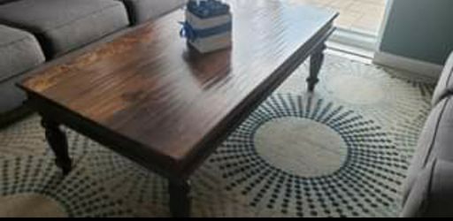 Coffee table and end table (set of 2)