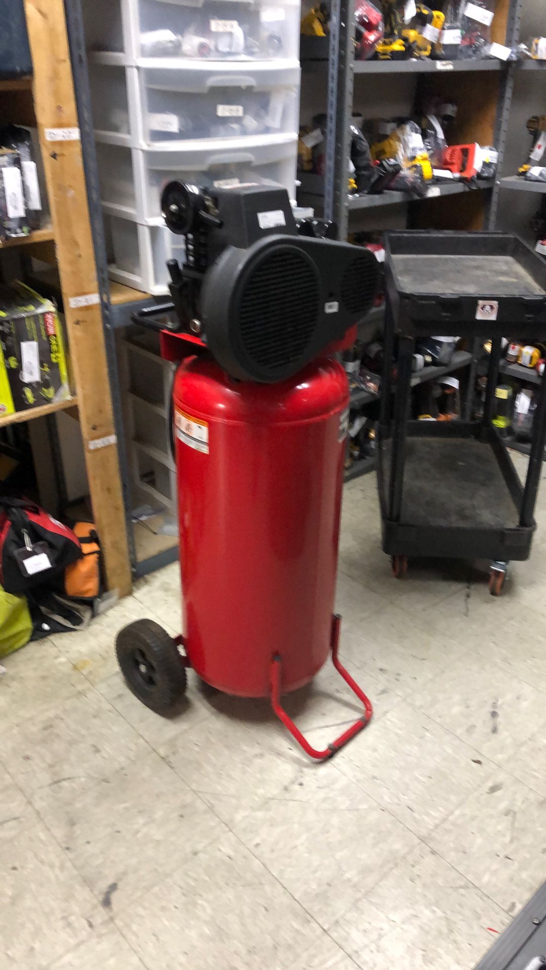 96091 Husky Vt631505aj 30gal 135psi 2.0hp Upright Air Compressor On Wheels 588921