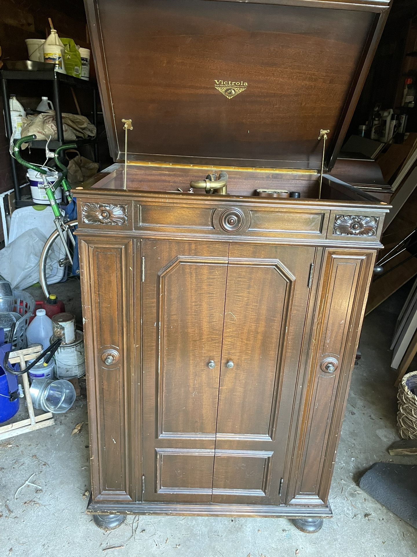 Antique, Vintage Victrola