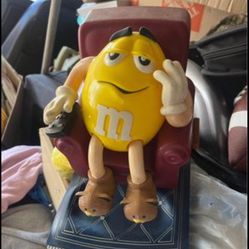 M&M Collectibles