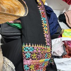Beautiful Shawl For 10 Dollars 