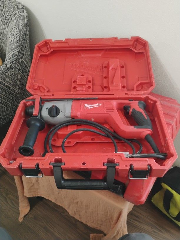 Milwaukee Hammer Drill 