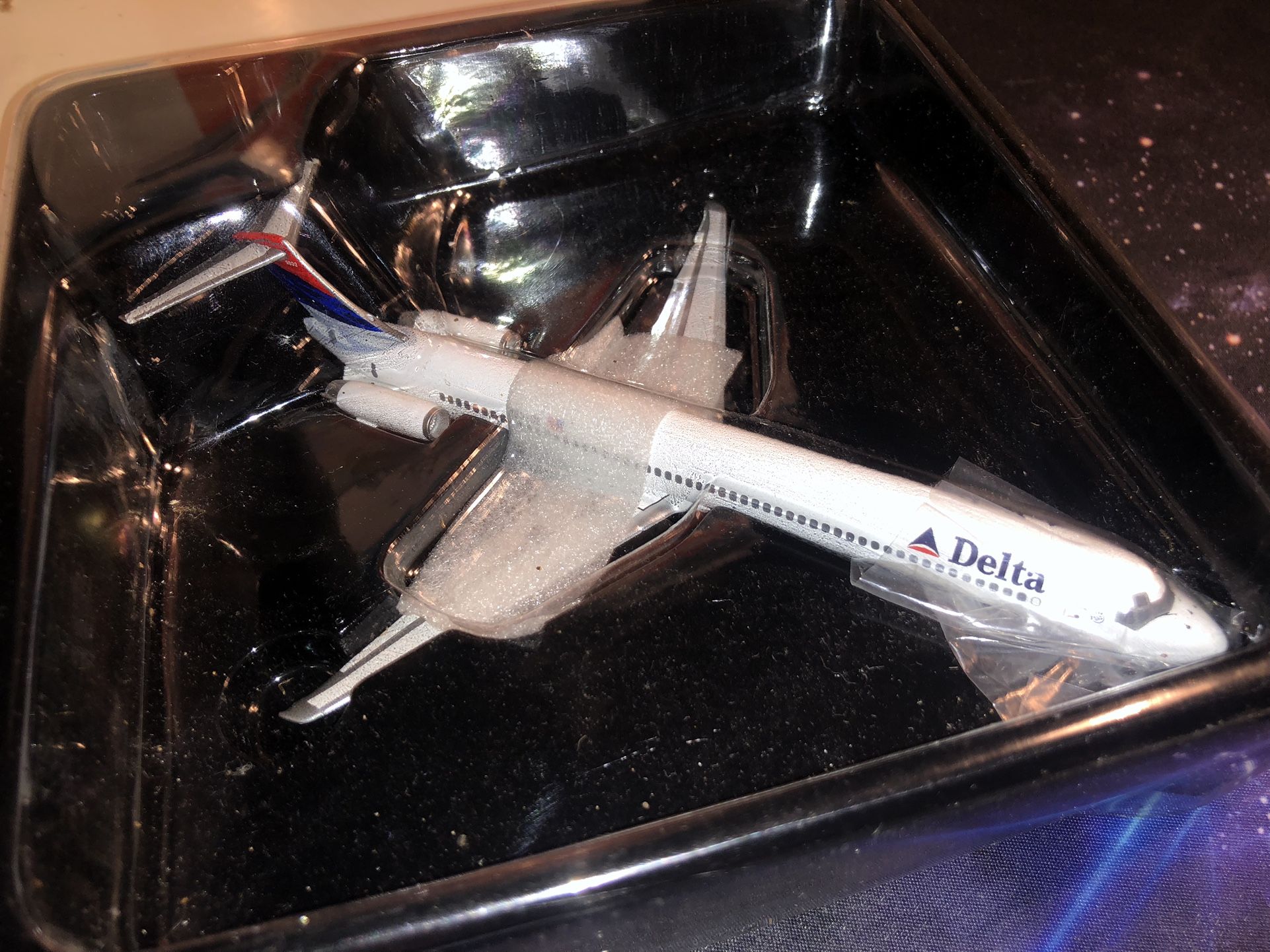 Lot #2 Gemini 250 Gemini Jets Delta Airlines MD-88 Model Airplane