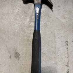 Quality STANLEY 16oz Claw Hammer Rubber Grip