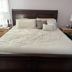 King Size Sleigh Bed