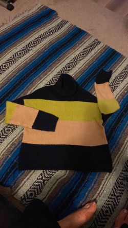 Forever 21 cropped sweater
